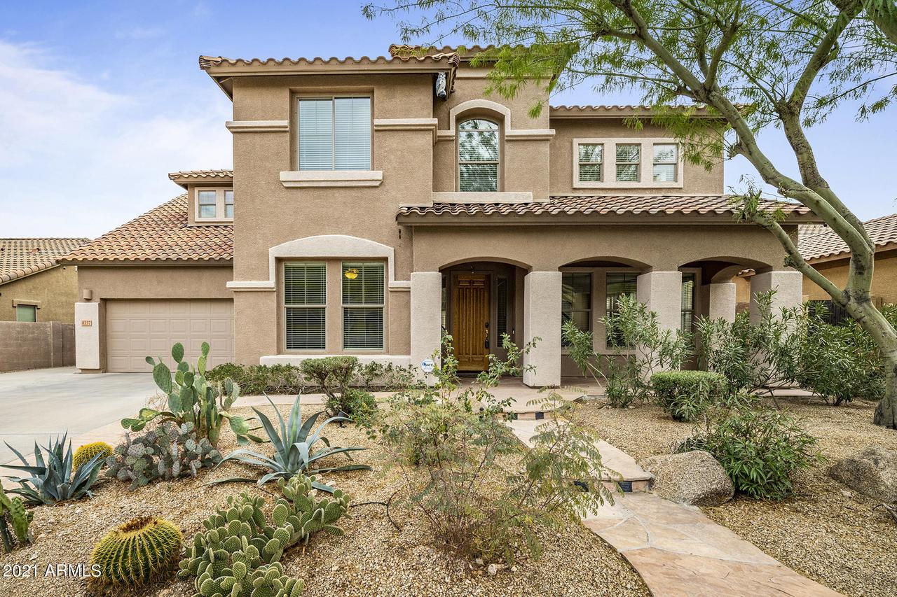 8357 W Rosewood Ln., Peoria, AZ 85383
