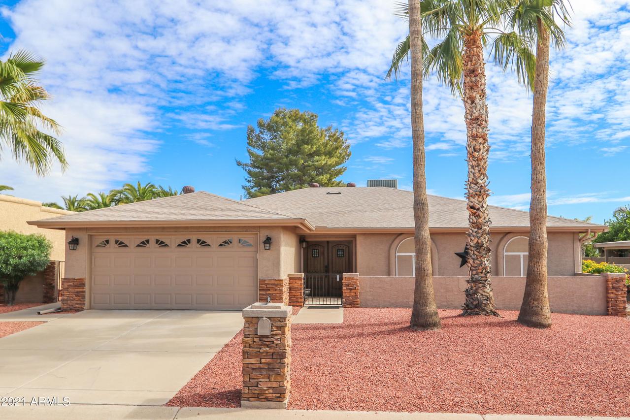 25415 S Pinewood Dr., Sun Lakes, AZ 85248