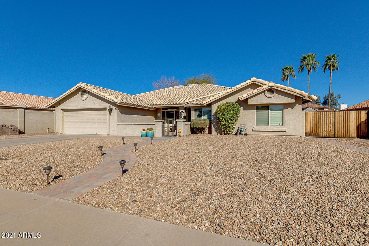 2530 E Nance St., Mesa, AZ 85213