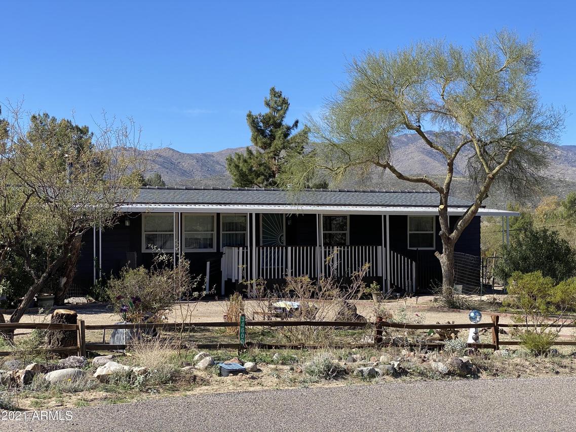 34600 S Roadrunner Rd., Black Canyon City, AZ 85324