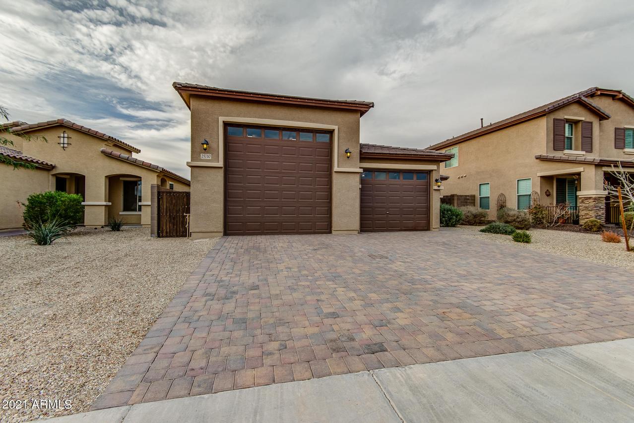 25710 N Cinch Dr., Peoria, AZ 85383
