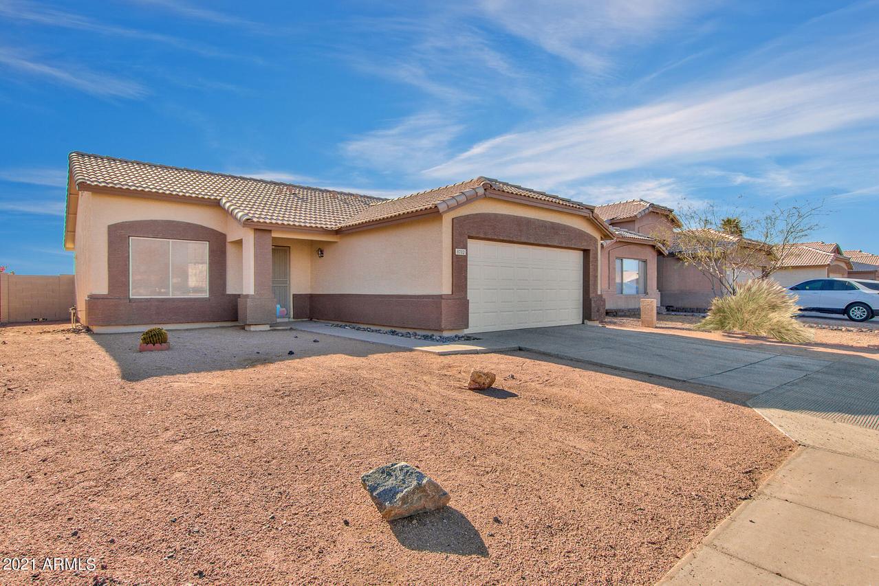 8702 N 114th Ave., Peoria, AZ 85345