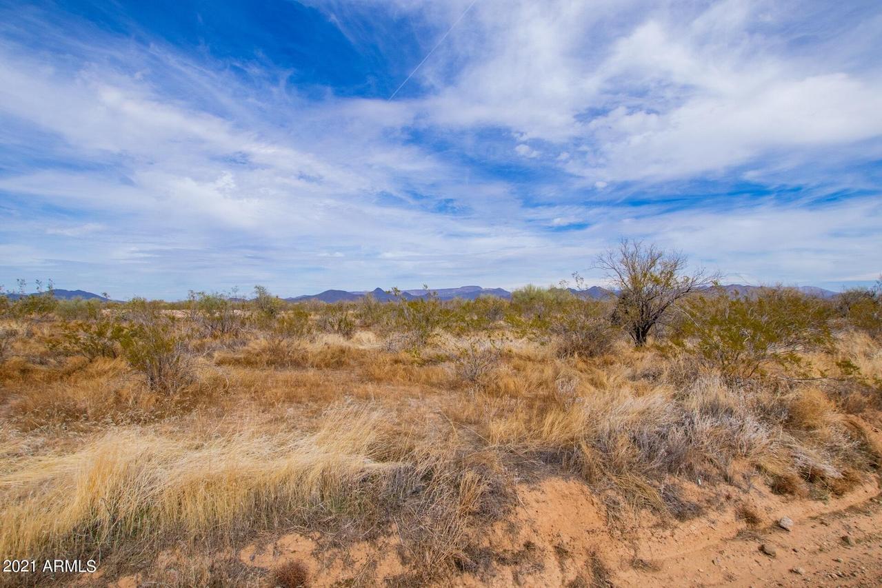 00 E Red Range Way #-, Phoenix, AZ 85085