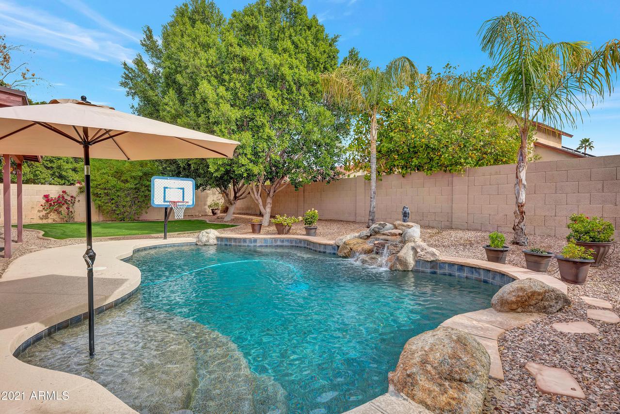 1003 N Sunview Cir., Mesa, AZ 85205