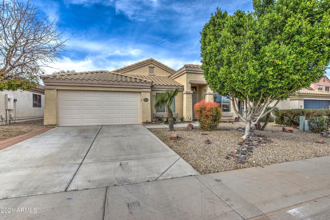 33290 N Roadrunner Ln., Queen Creek, AZ 85144