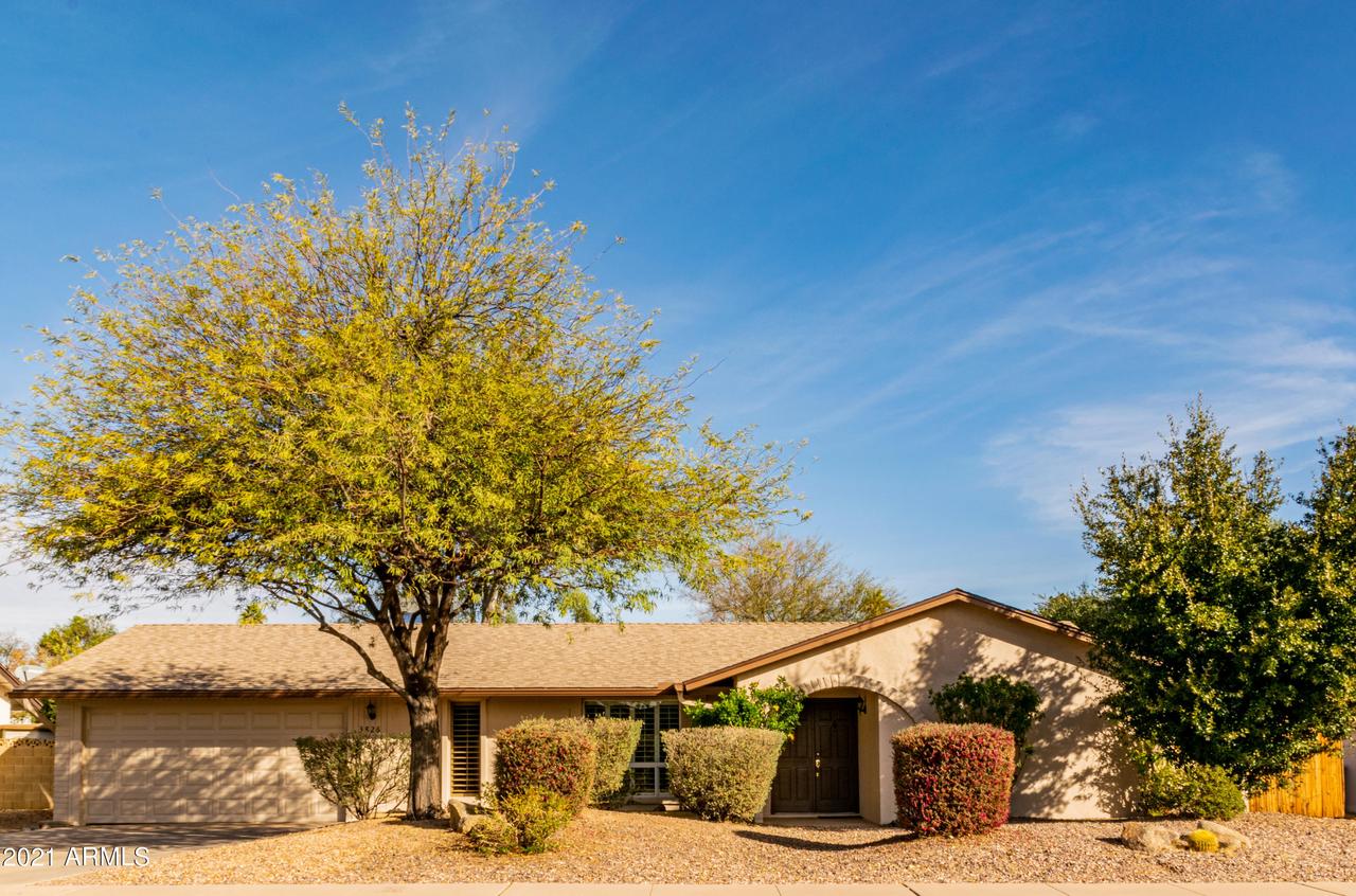 3826 E Cholla St., Phoenix, AZ 85028