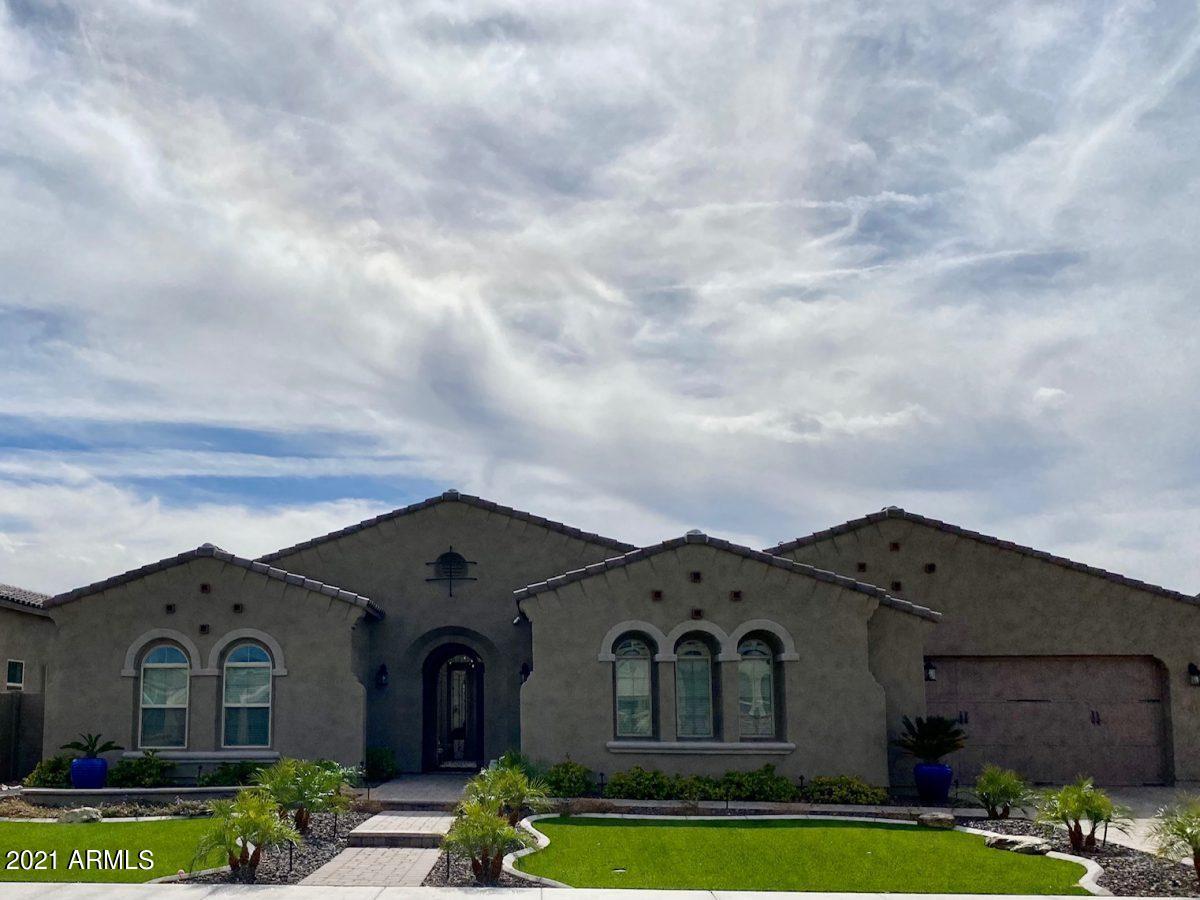9145 W Louise Dr., Peoria, AZ 85383