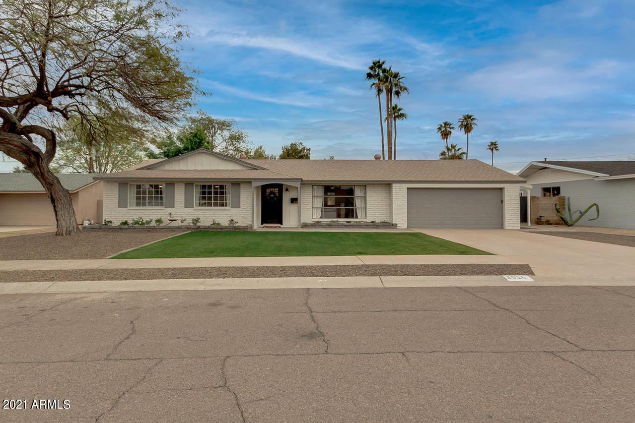 3015 E Yucca St., Phoenix, AZ 85028