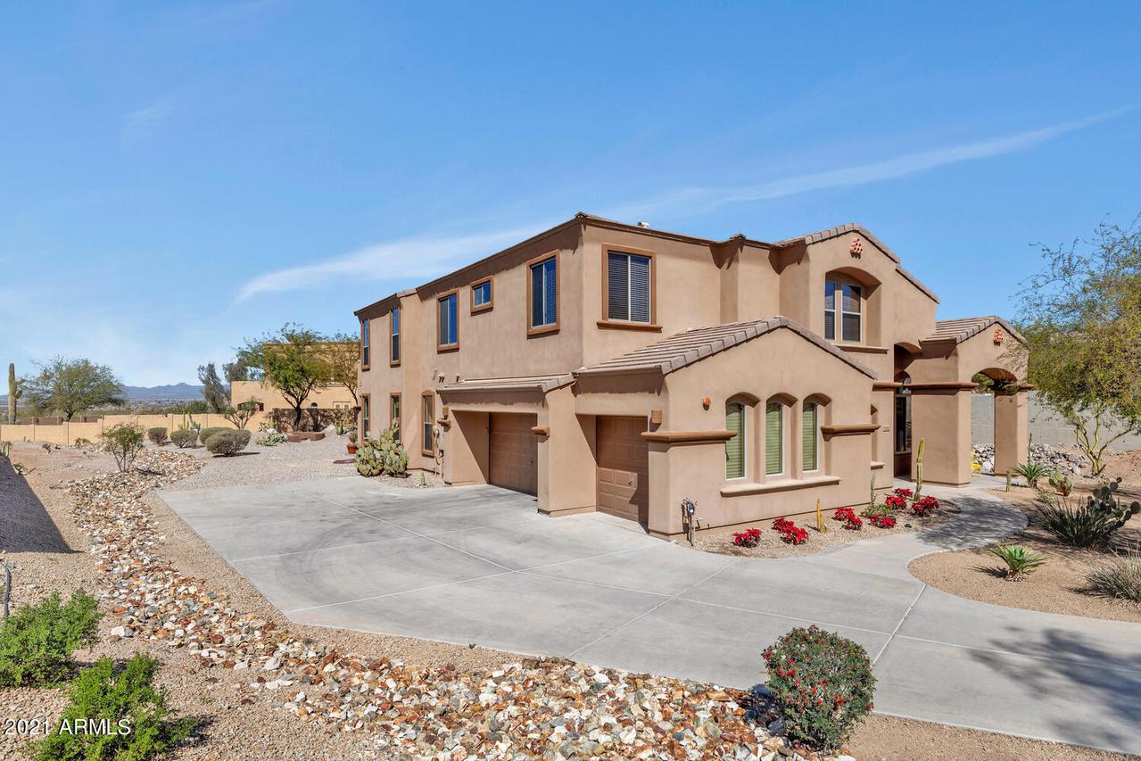 18662 W San Ricardo Dr., Goodyear, AZ 85338