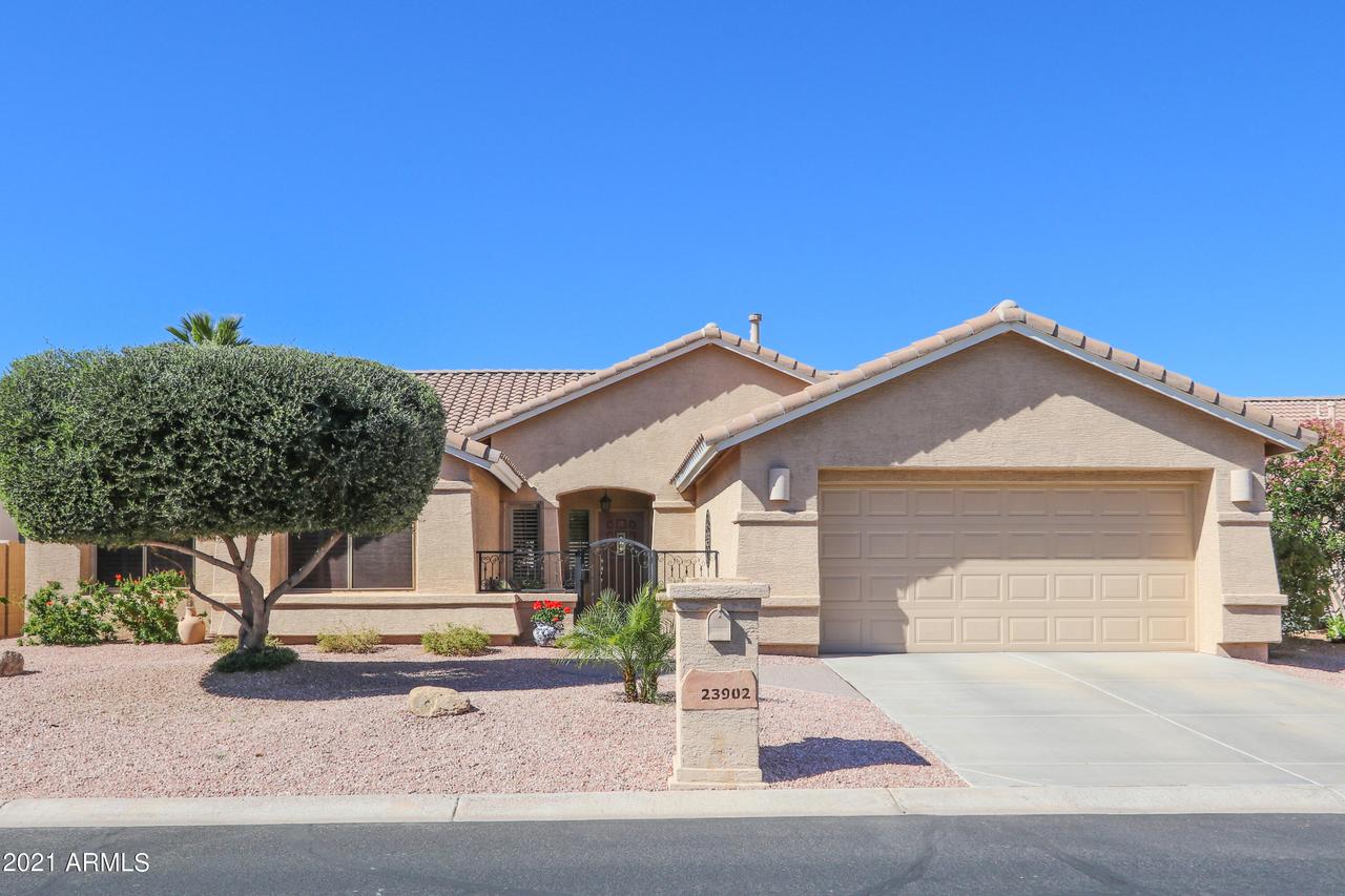 23902 S Berrybrook Dr., Sun Lakes, AZ 85248