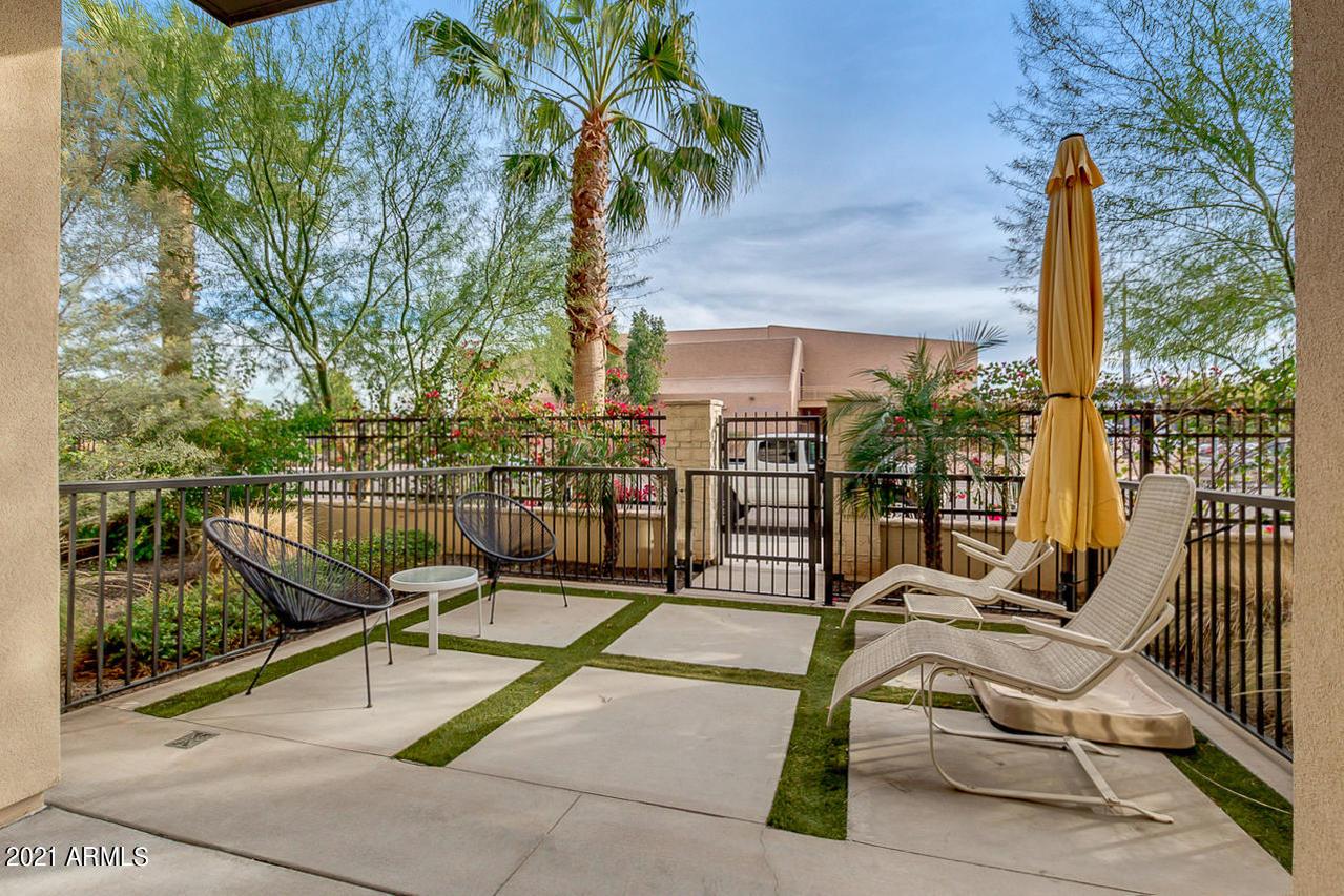 7300 E Earll Dr. #1007, Scottsdale, AZ 85251