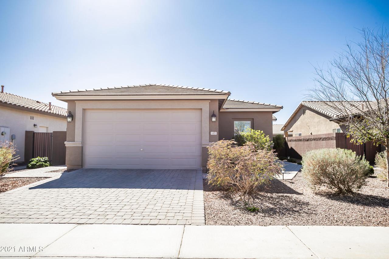 1493 W Dove Tree Ave., San Tan Valley, AZ 85140