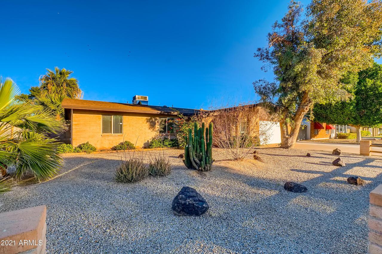 13633 N 21st Ave., Phoenix, AZ 85029