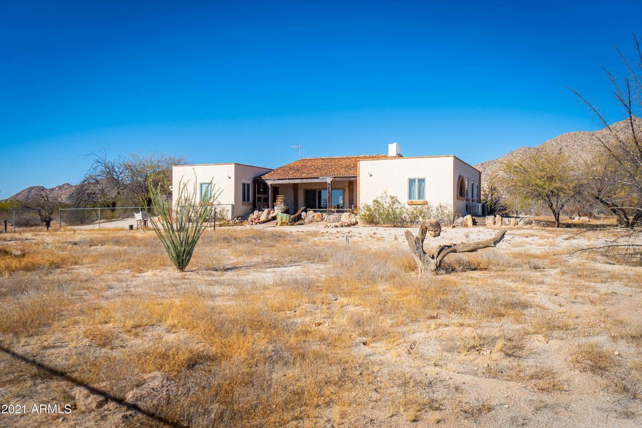 11545 W Calle Del Sastre St., Casa Grande, AZ 85194