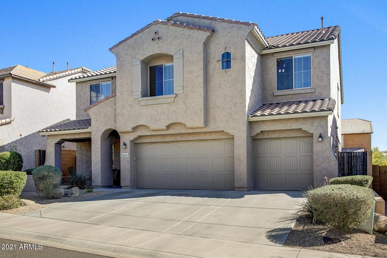 9015 W Yellow Bird Ln., Peoria, AZ 85383