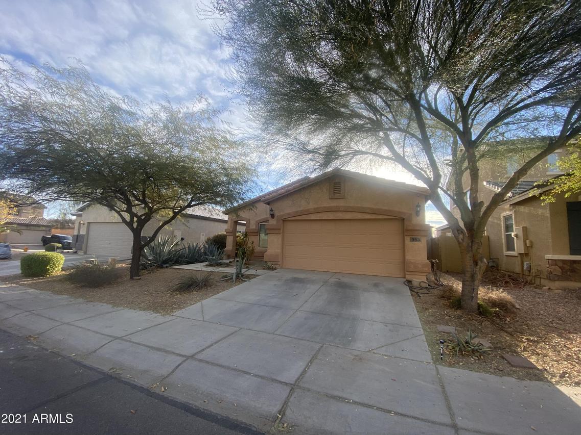963 E Gold Dust Way, San Tan Valley, AZ 85143