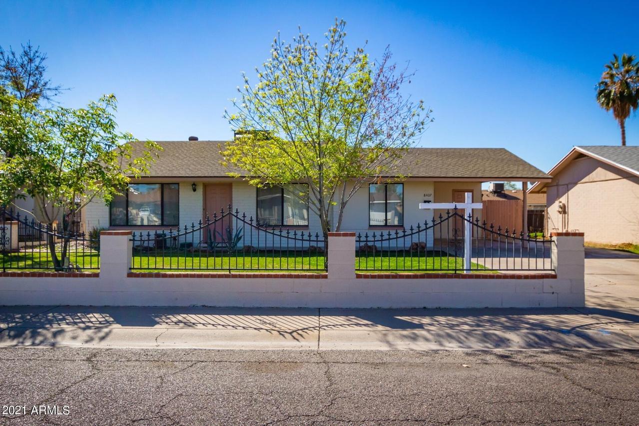 8407 W Glenrosa Ave., Phoenix, AZ 85037