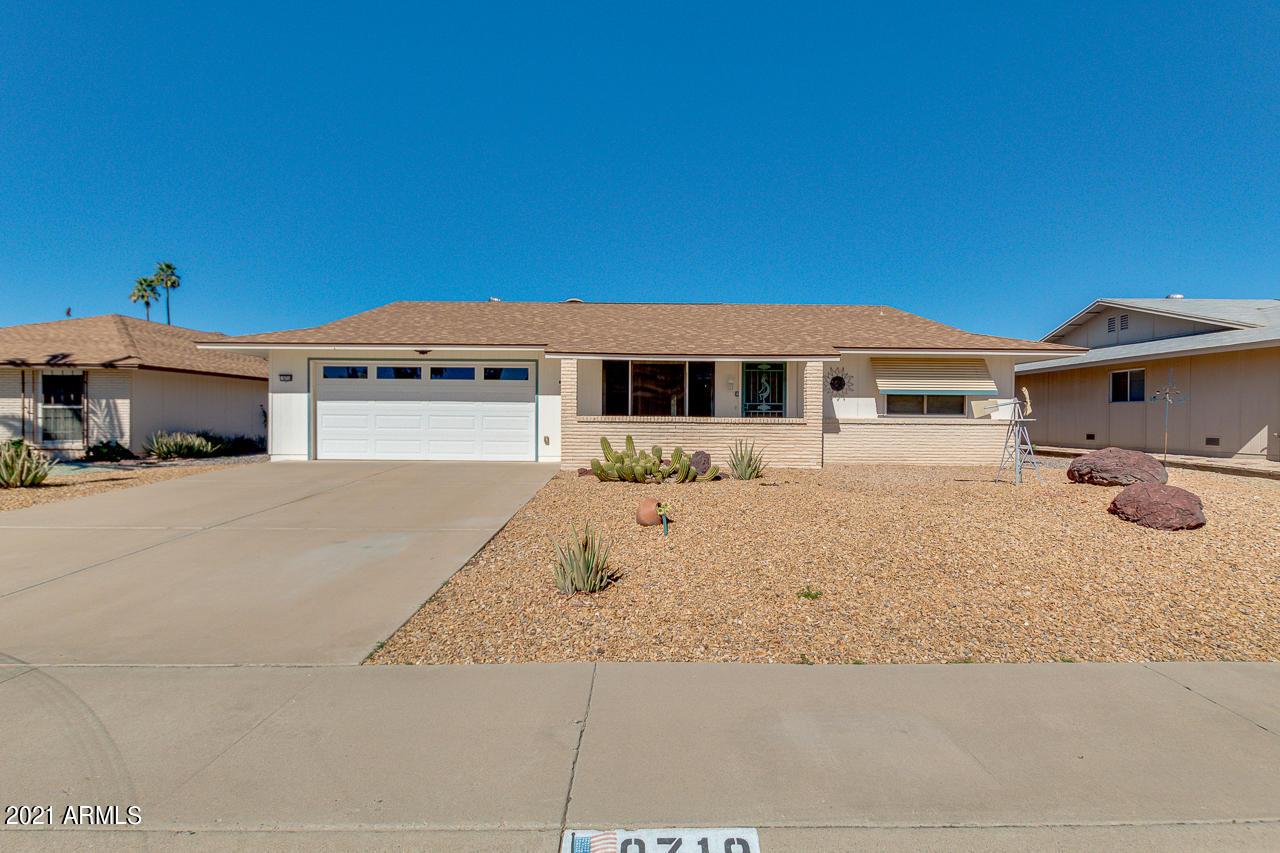 9718 W Willowbrook Dr., Sun City, AZ 85373