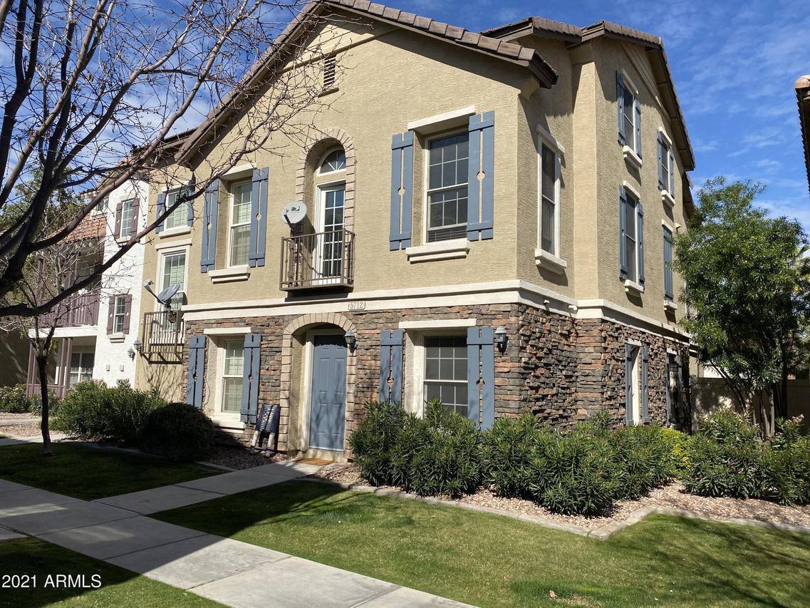 5712 S 21st Ter., Phoenix, AZ 85040