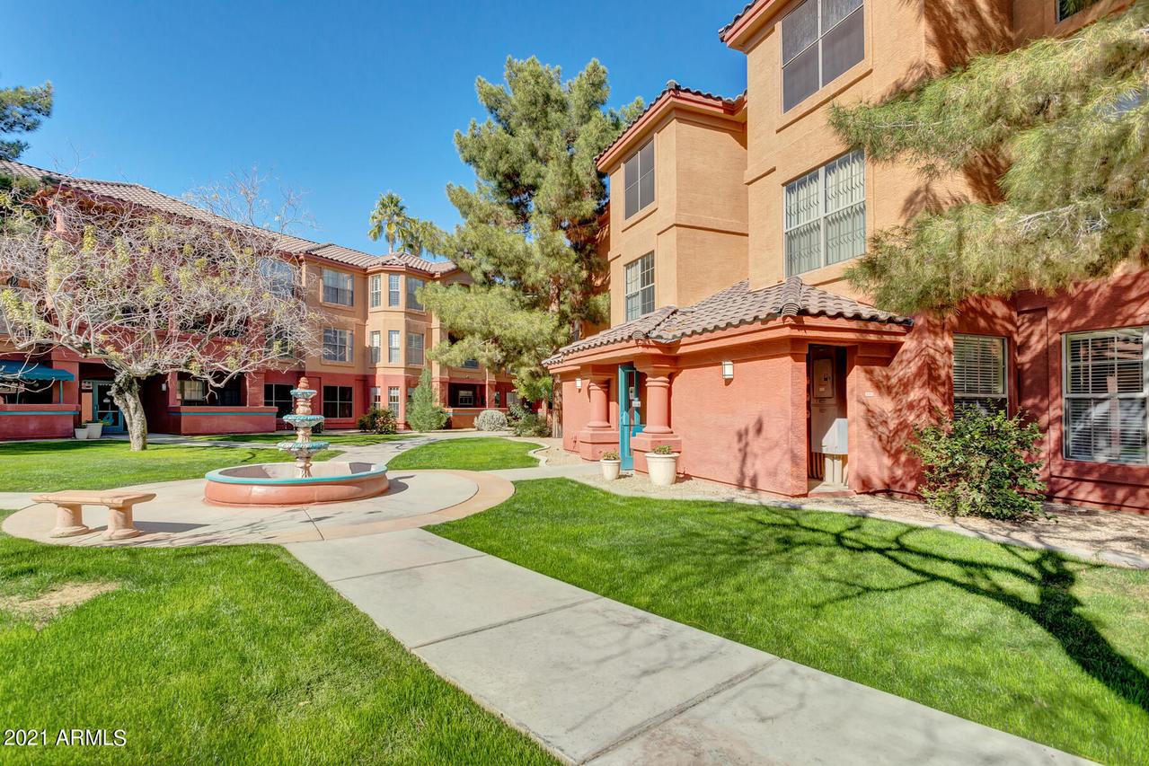 14950 W Mountain View Blvd. #5204, Surprise, AZ 85374