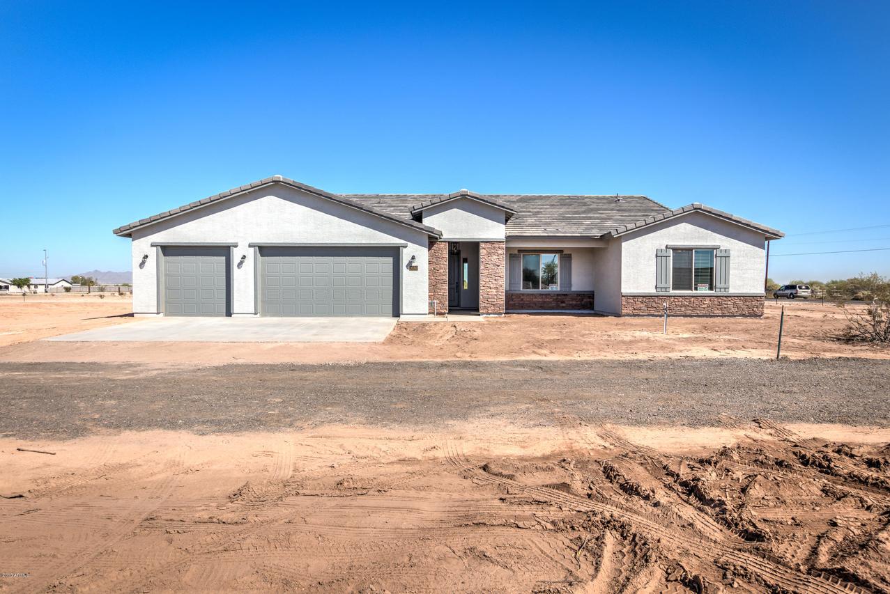 223 N 294th Dr., Buckeye, AZ 85396