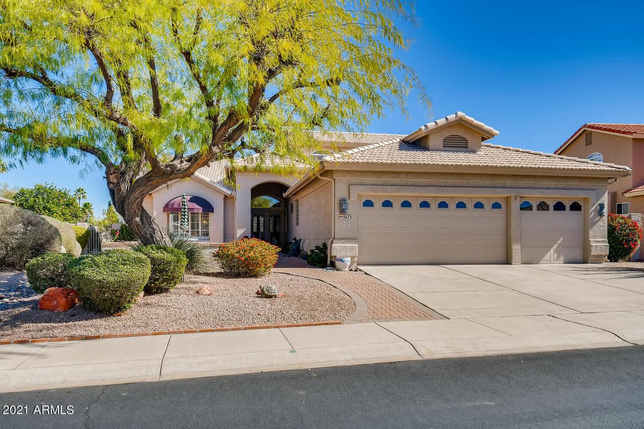 5673 S Amberwood Dr., Chandler, AZ 85248