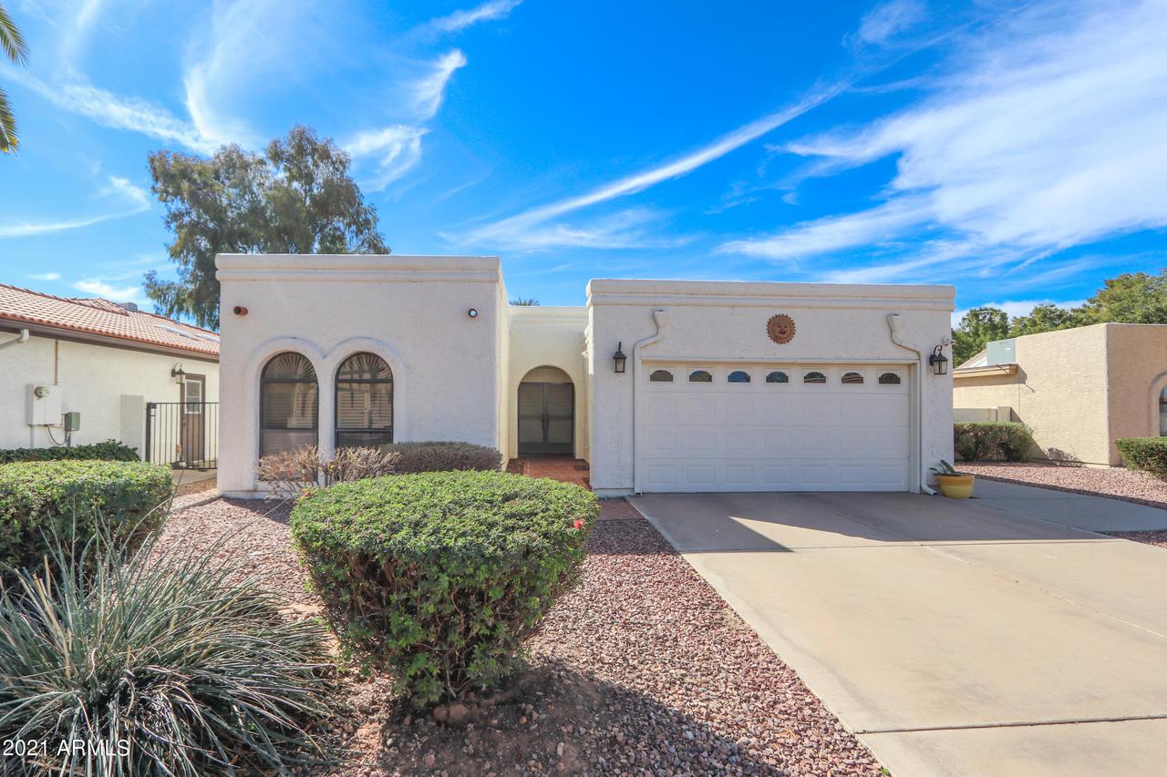 9554 E Fairway Blvd., Sun Lakes, AZ 85248