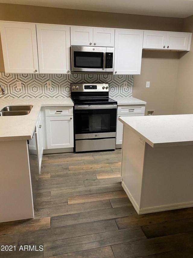 6537 W Hilton Ave., Phoenix, AZ 85043