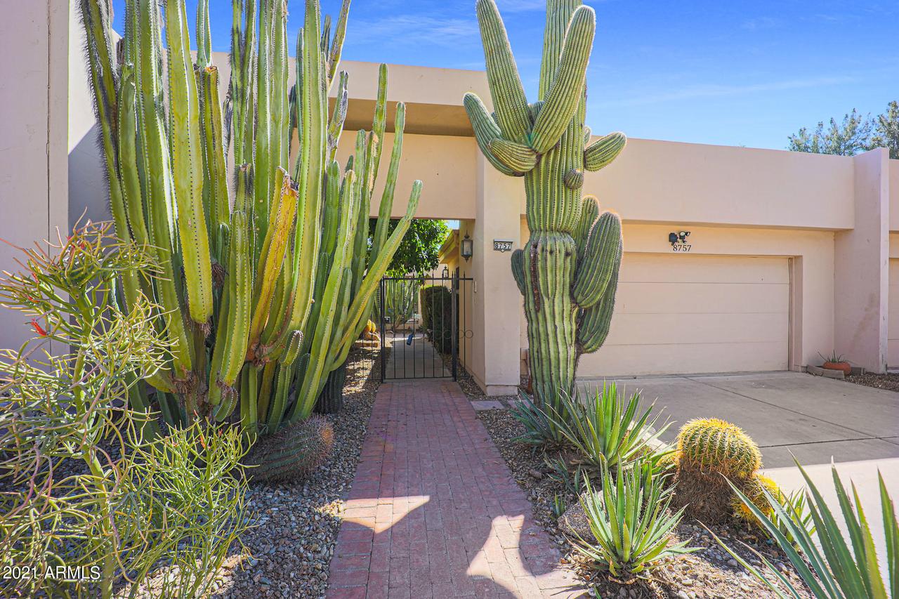 8757 E San Rafael Dr., Scottsdale, AZ 85258