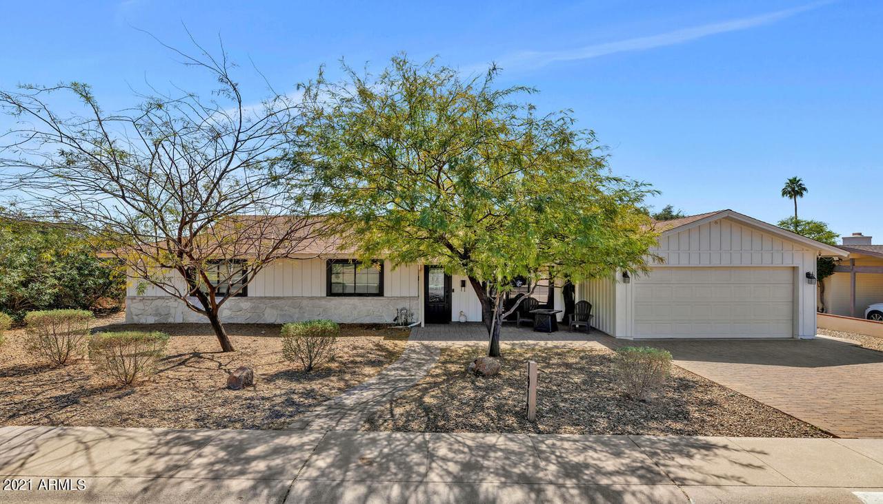 1917 E Lamar Rd., Phoenix, AZ 85016