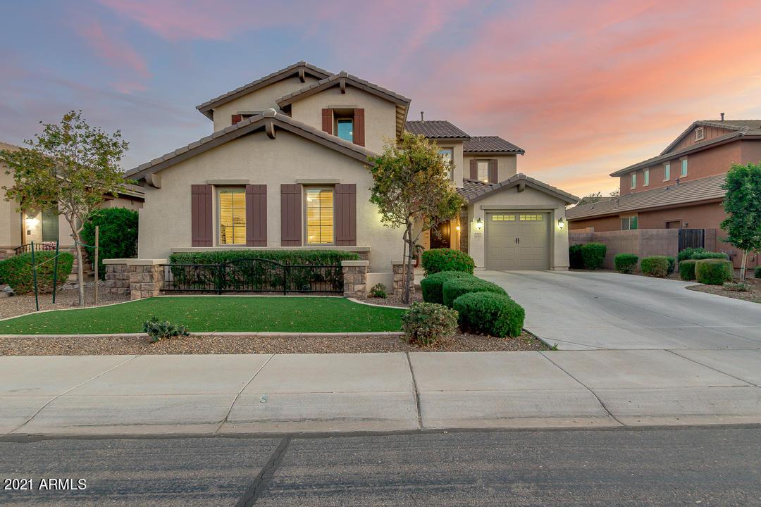 2567 E Penedes Dr., Gilbert, AZ 85298