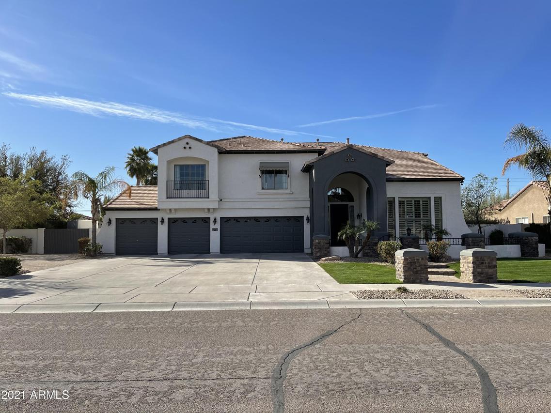 11647 E Navajo Dr., Chandler, AZ 85249