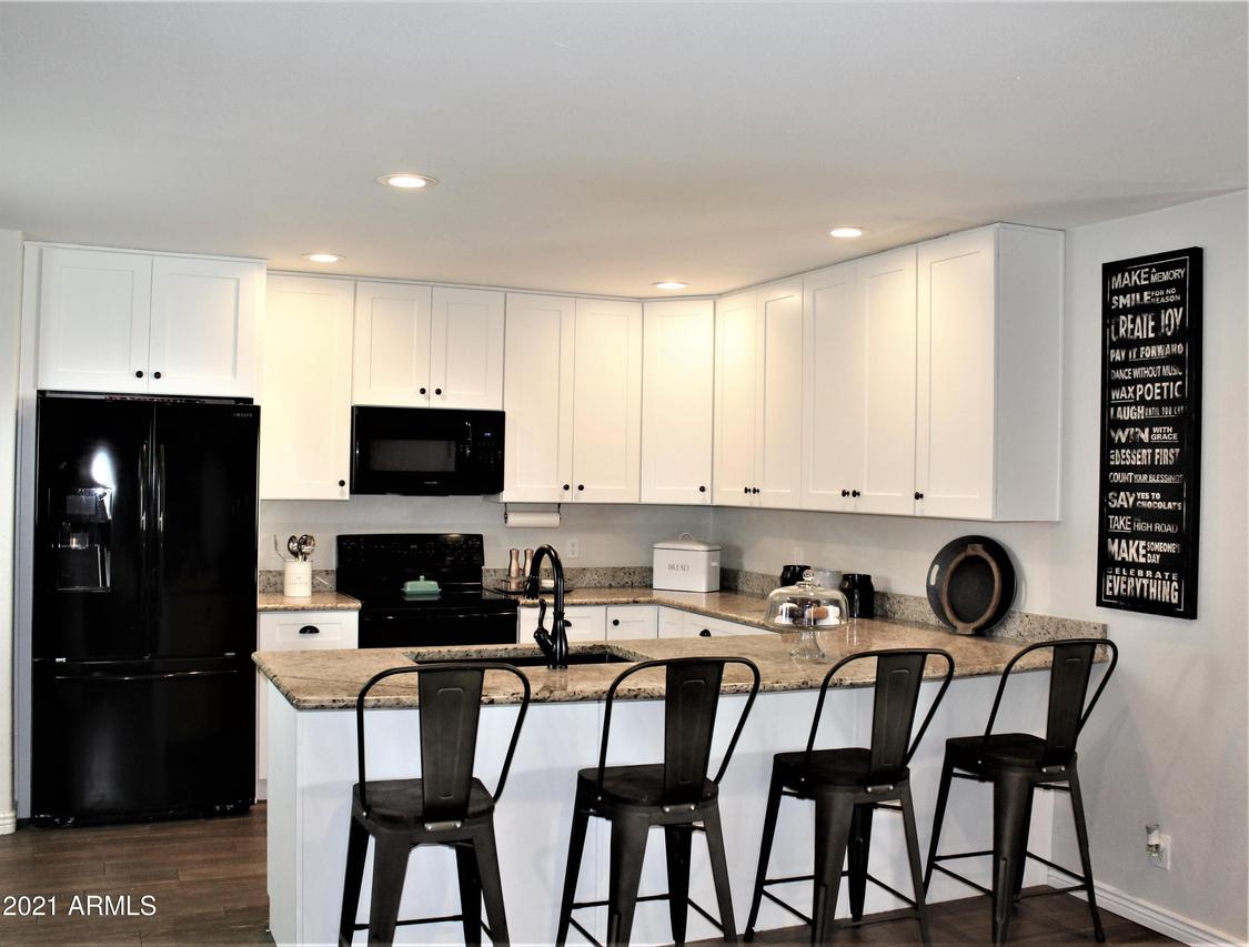 2524 E Golden St., Mesa, AZ 85213