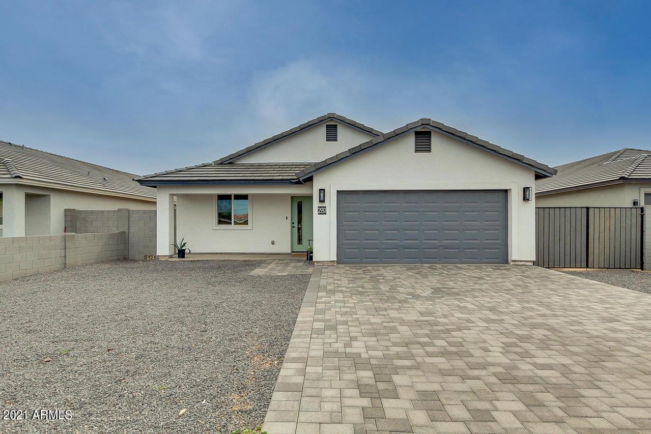 2913 E Mobile Ln., Phoenix, AZ 85040