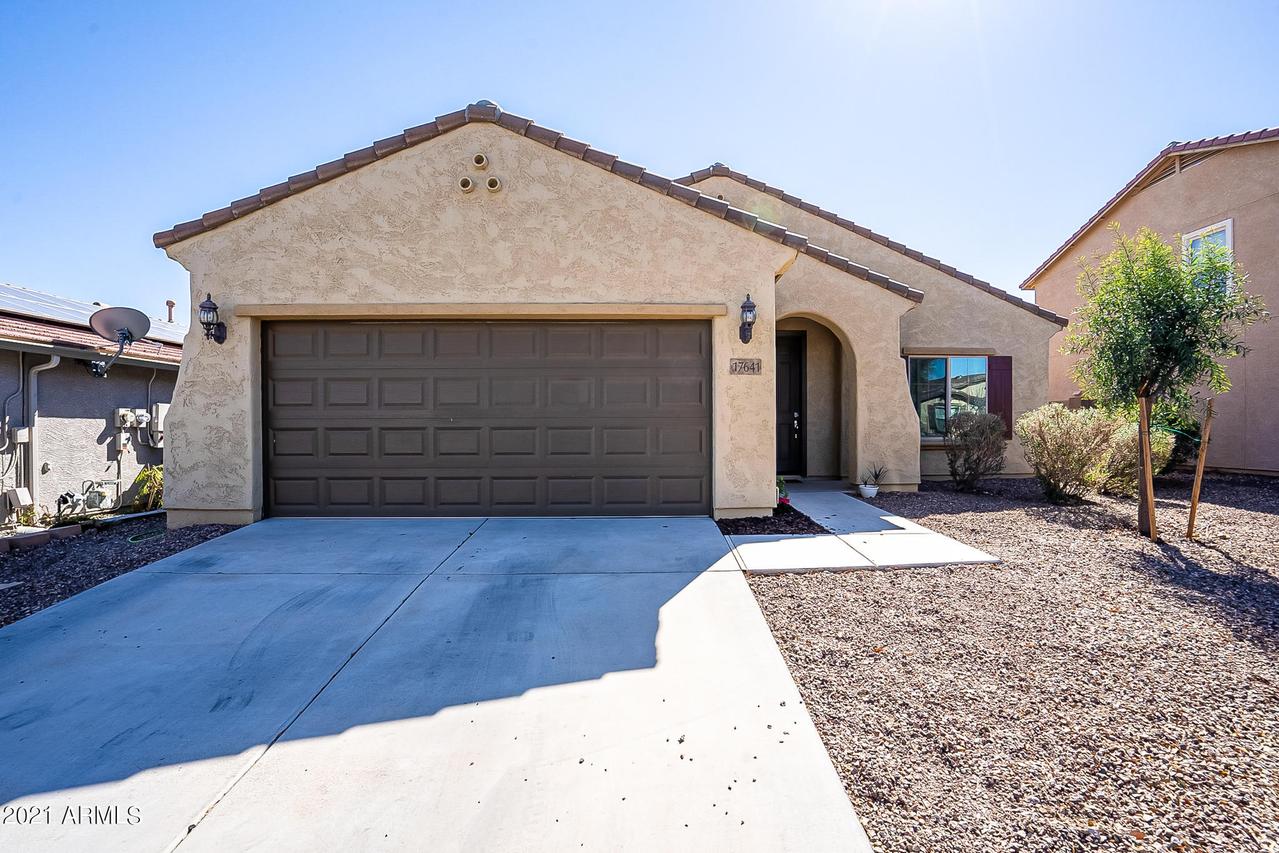 17641 W Maya Way, Surprise, AZ 85387