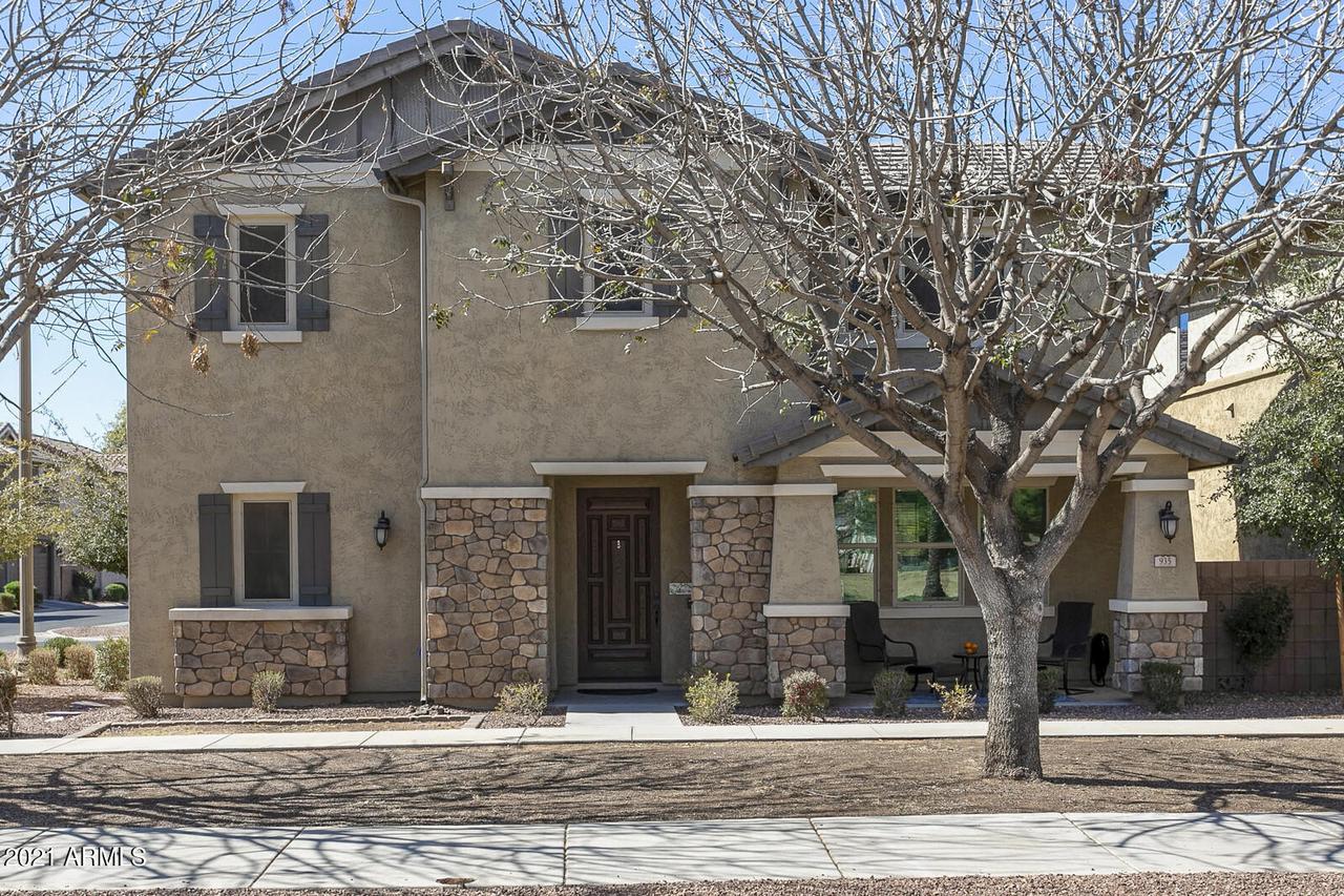 935 S Osborn Ln., Gilbert, AZ 85296
