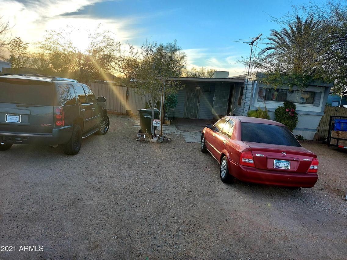 22216 N 27th Ln., Phoenix, AZ 85027
