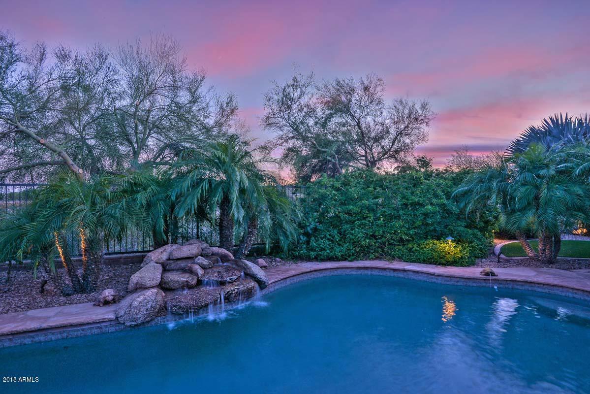 12503 W Red Hawk Dr., Peoria, AZ 85383