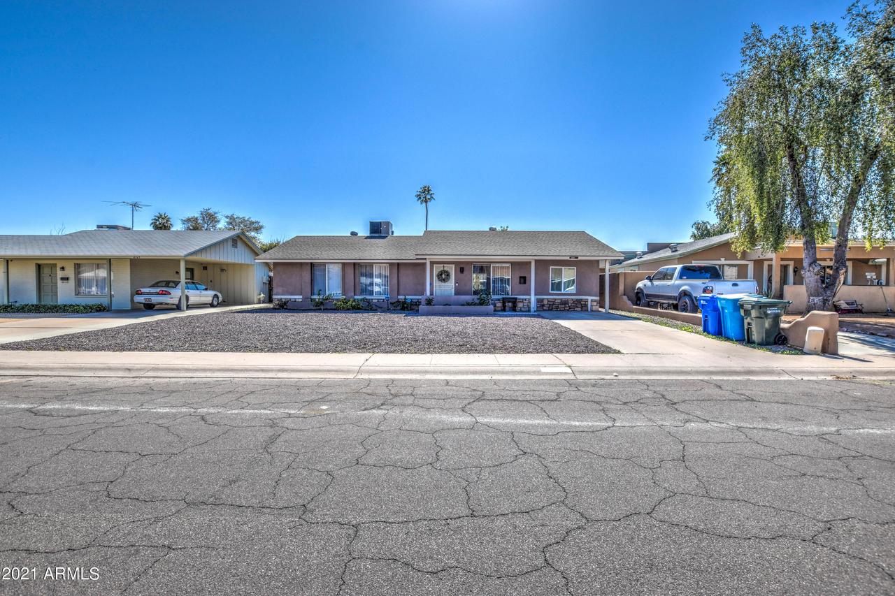 2327 W Sunnyside Ave., Phoenix, AZ 85029