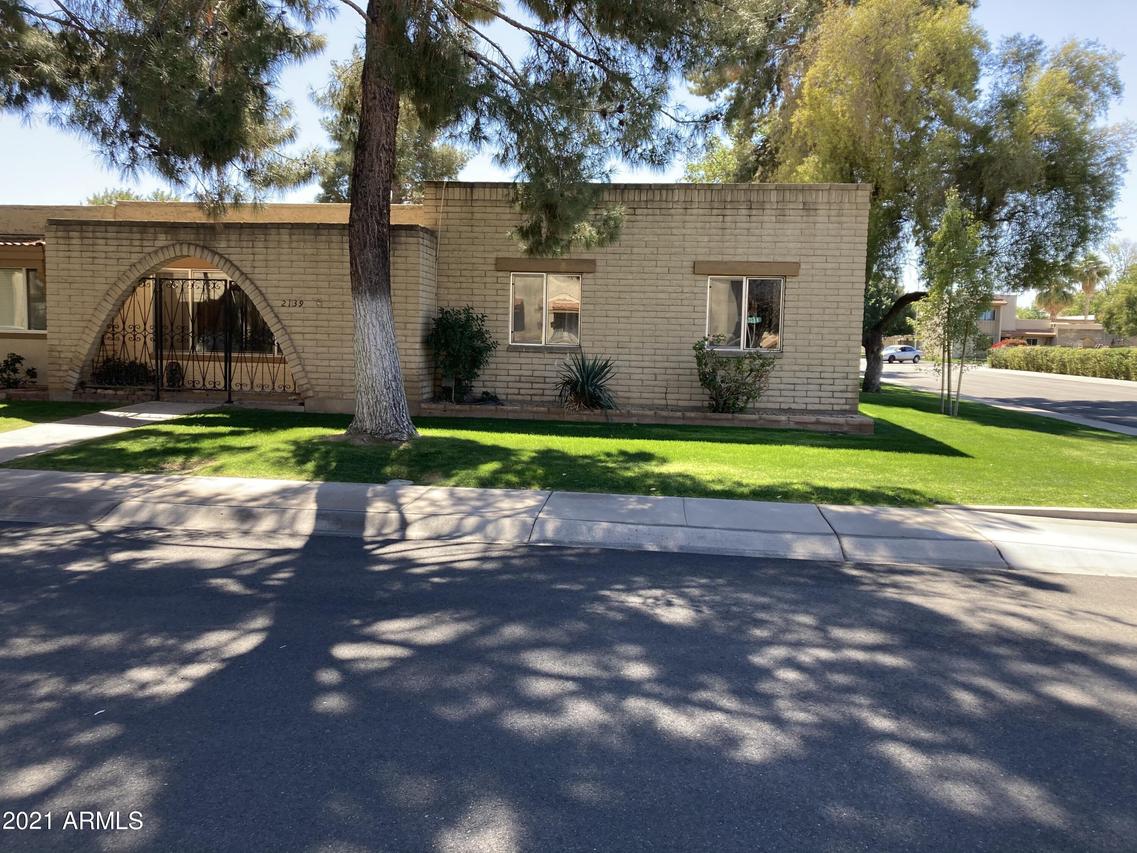 2139 E Ellis Dr., Tempe, AZ 85282
