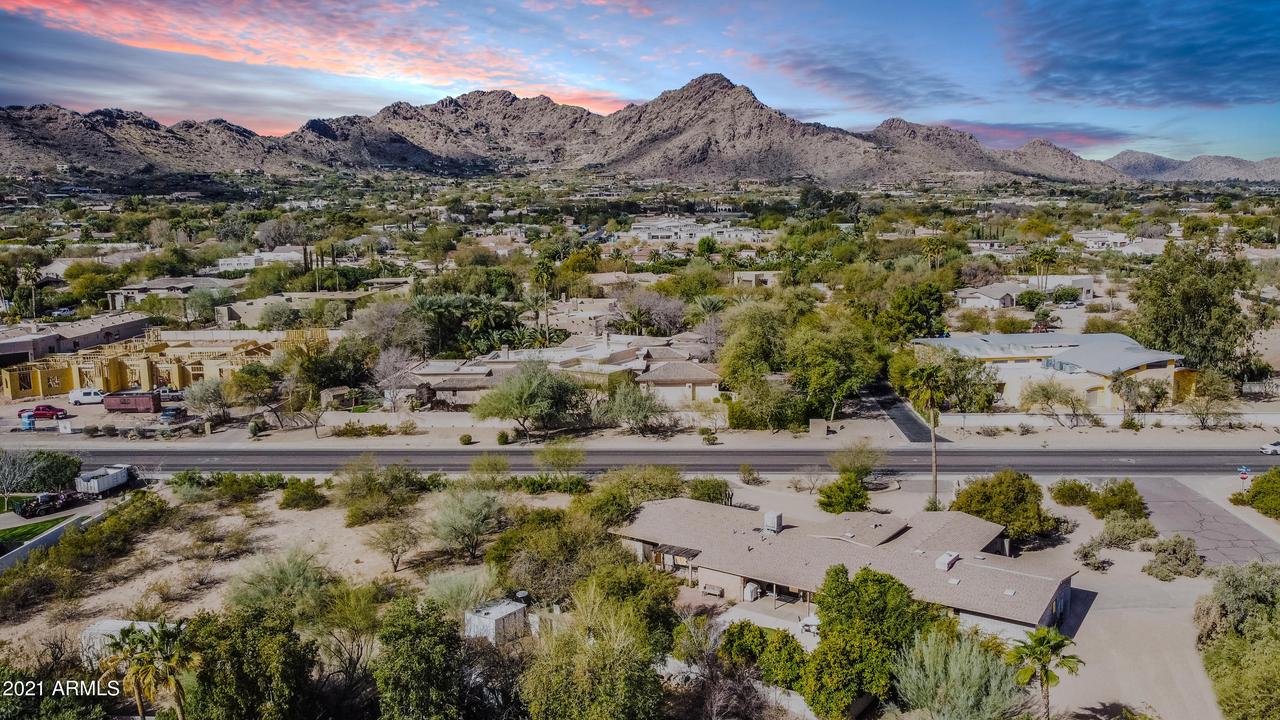 7600 N Mockingbird Ln., Paradise Valley, AZ 85253