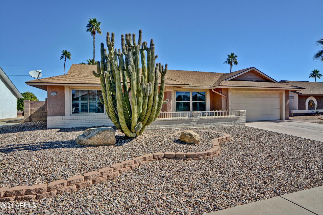 14214 W Yosemite Dr., Sun City West, AZ 85375