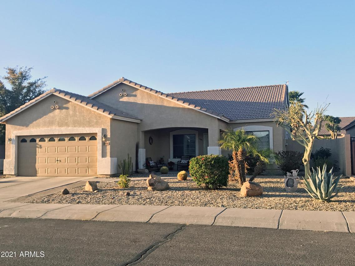1598 E Desert Breeze Dr., Casa Grande, AZ 85122