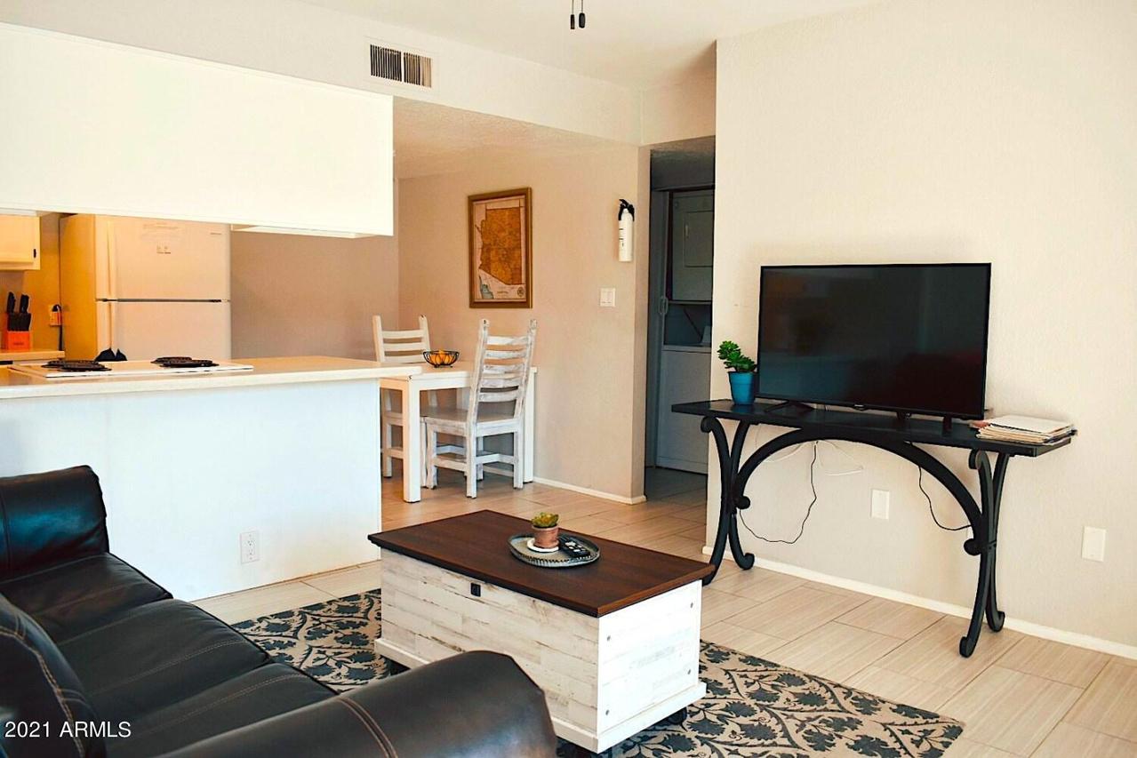 3002 N 70th St. #224, Scottsdale, AZ 85251
