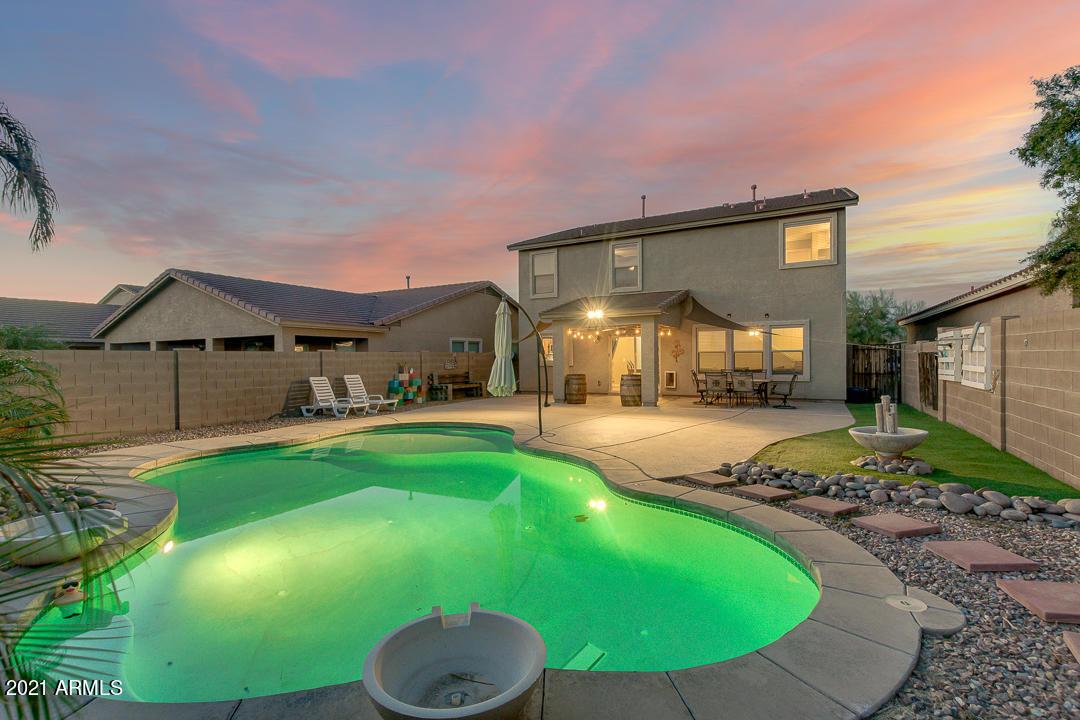 1019 E Leslie Ave., San Tan Valley, AZ 85140