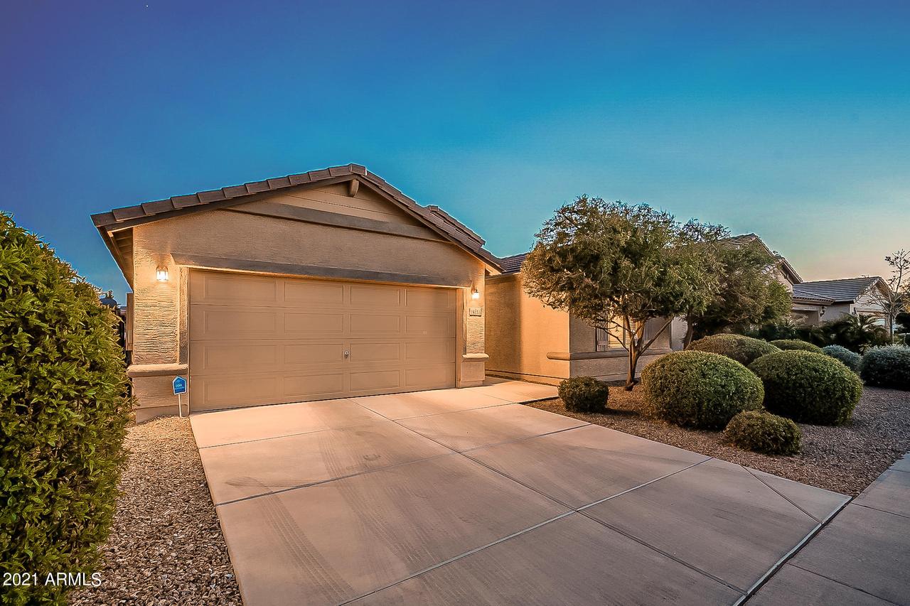 18135 W Desert Ln., Surprise, AZ 85388