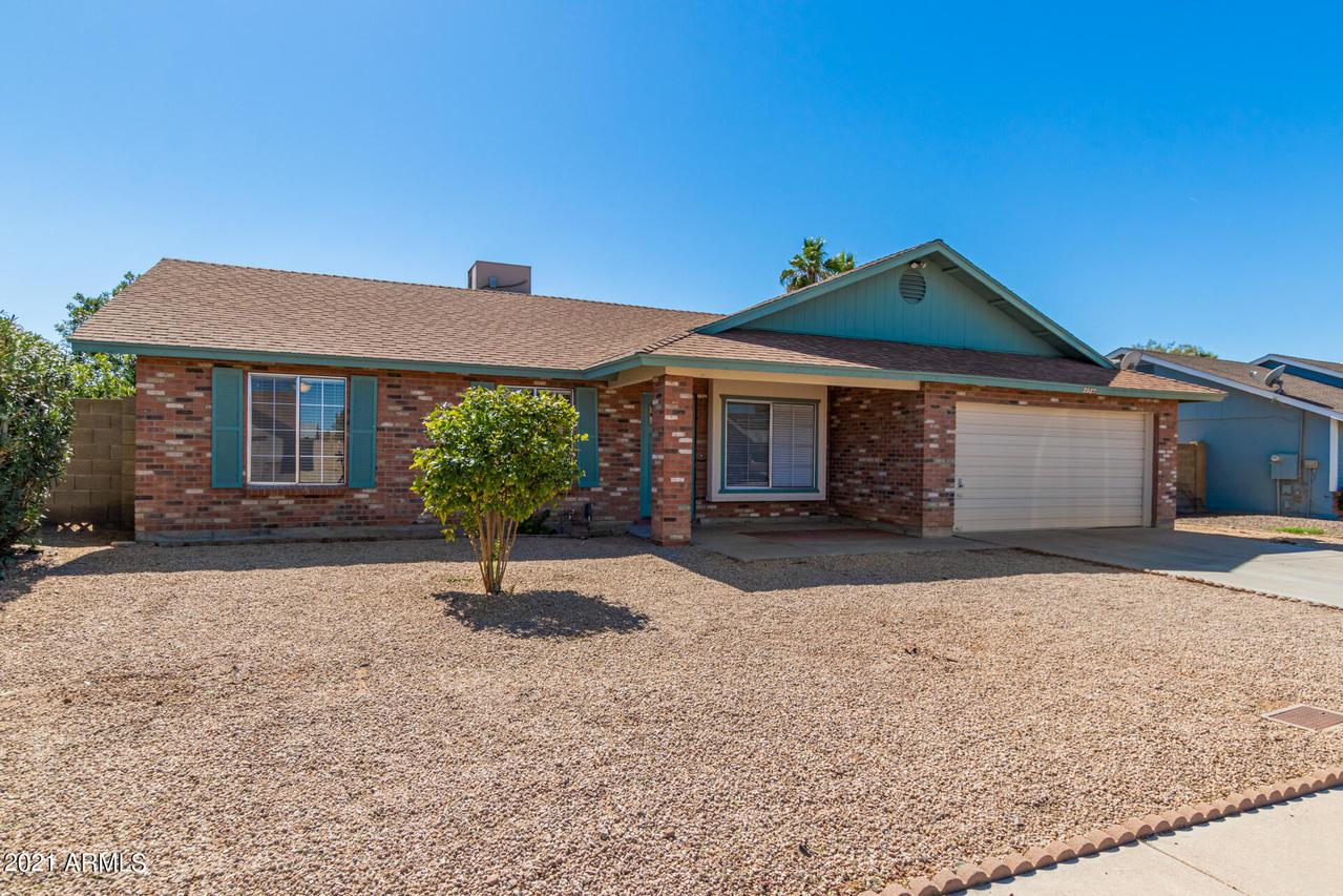 2527 E Carmel Ave., Mesa, AZ 85204