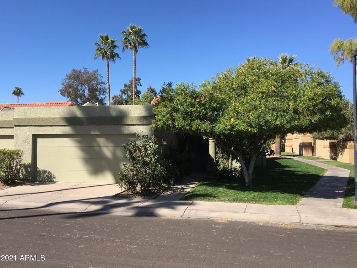 1532 N Oak St., Tempe, AZ 85288