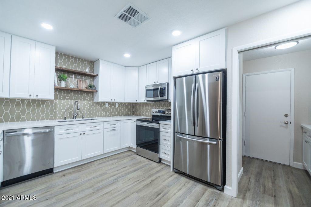 4122 E Larkspur Dr., Phoenix, AZ 85032