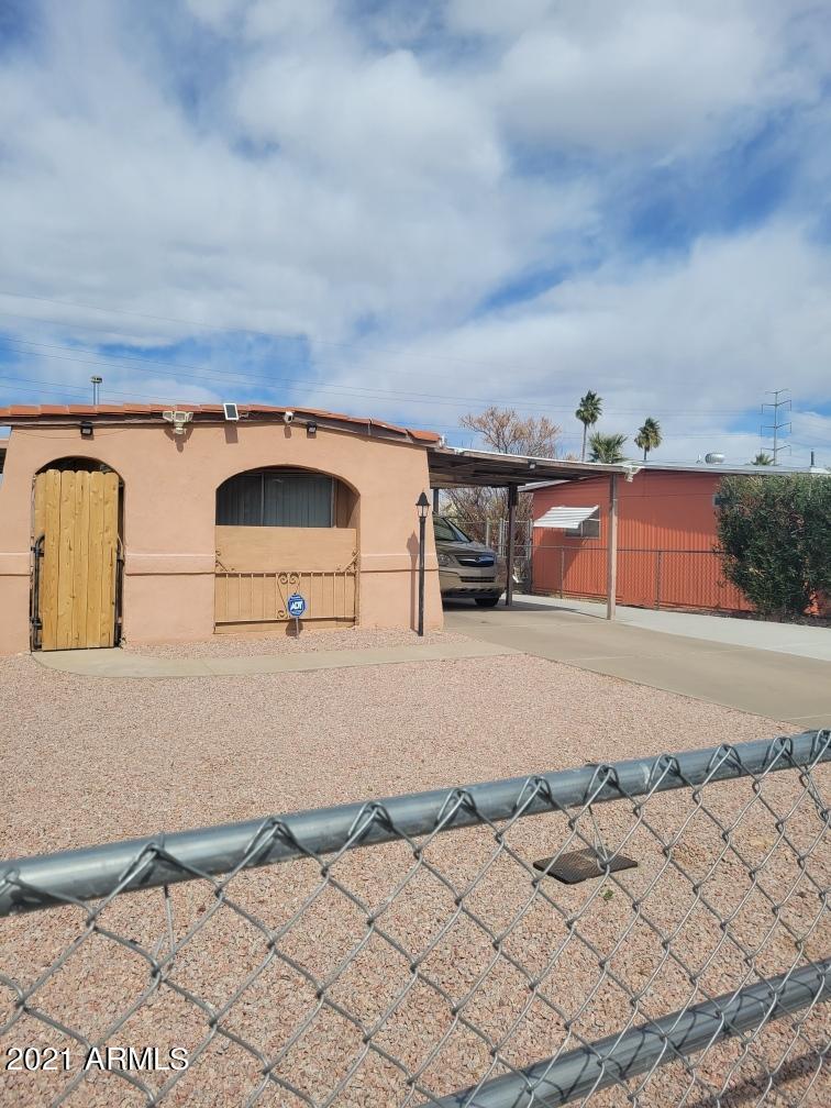 4310 E Minton St., Phoenix, AZ 85042